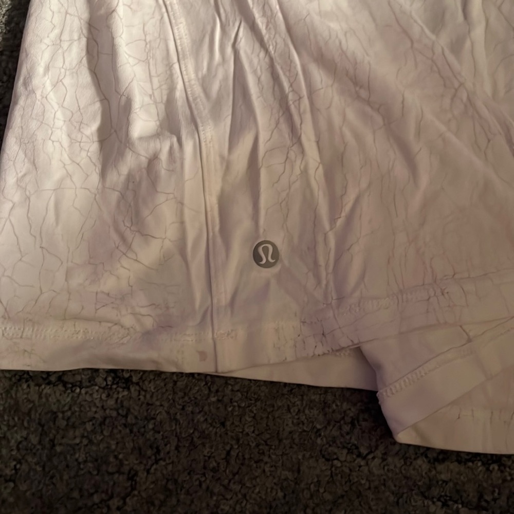 Lululemon top